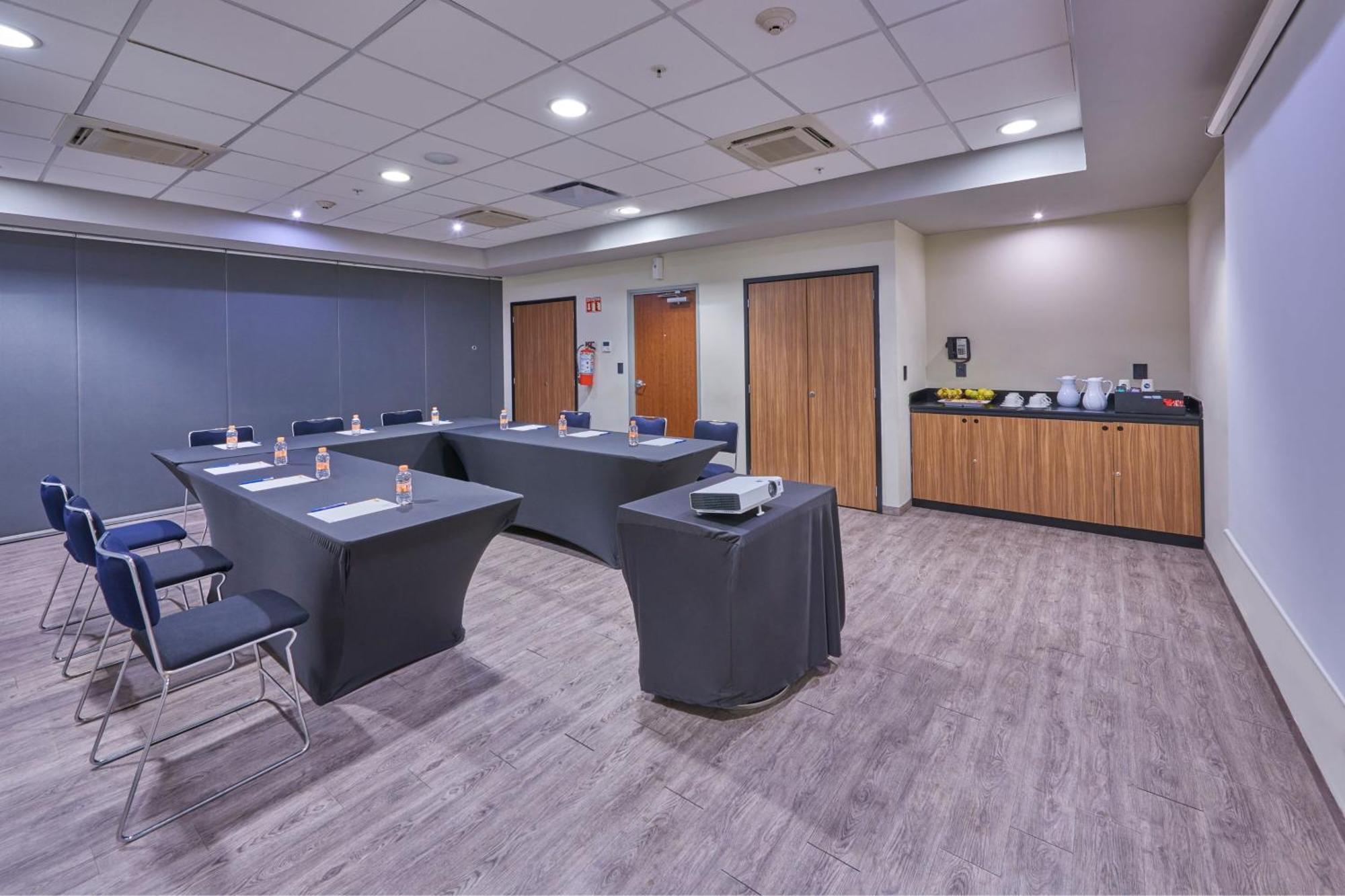 City Express By Marriott San Luis Potosi Zona Universitaria Εξωτερικό φωτογραφία