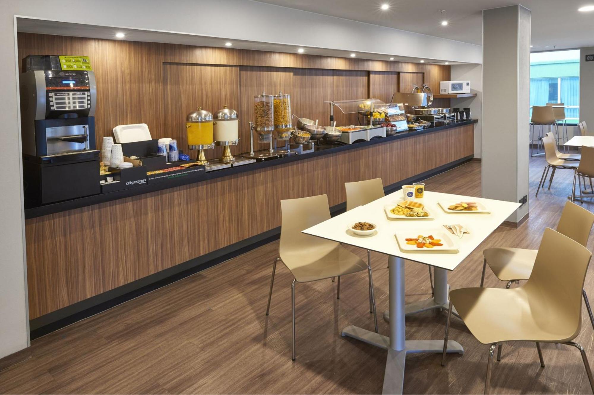 City Express By Marriott San Luis Potosi Zona Universitaria Εξωτερικό φωτογραφία
